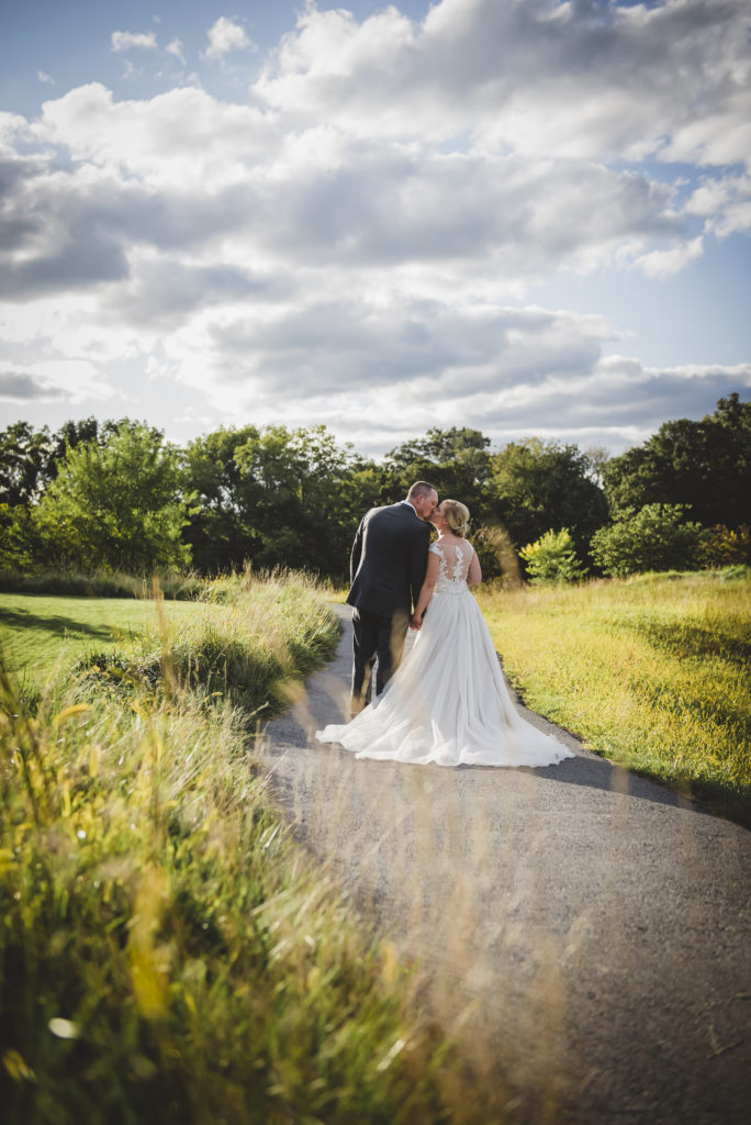 Rivercrest Golf Club Wedding // Jena & Brad